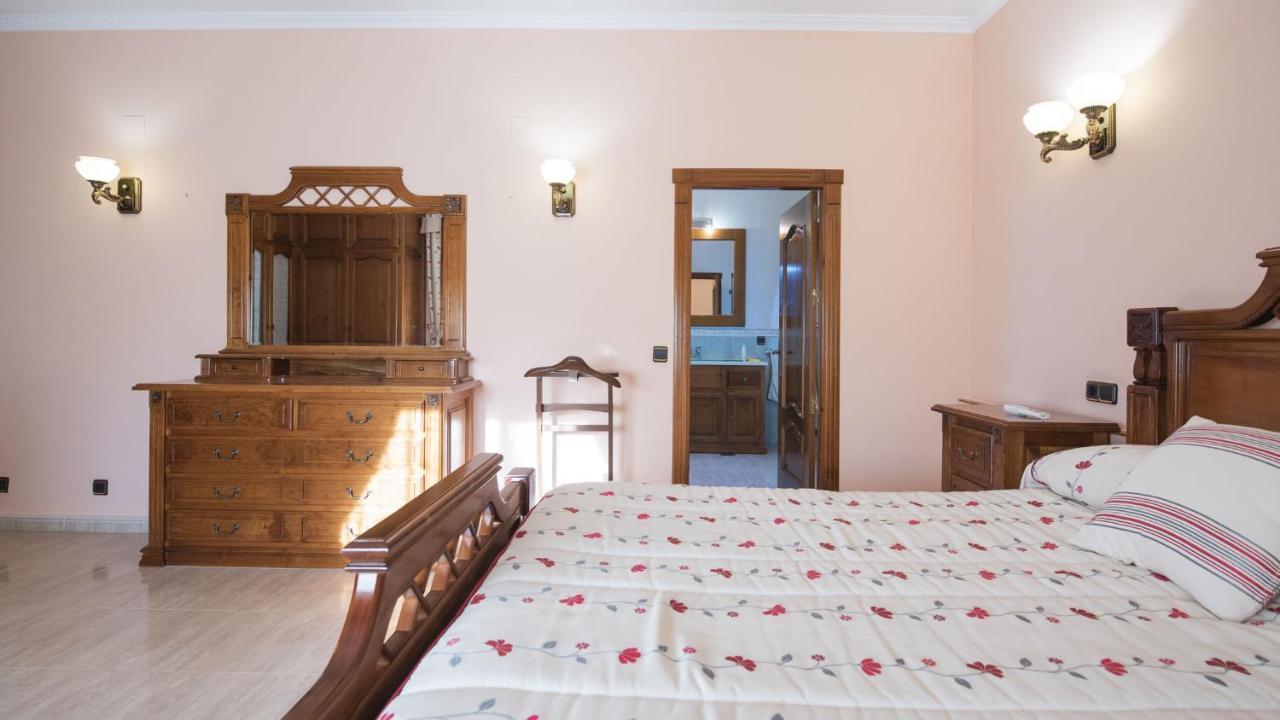 Villa Las Tres Hermanas Albarreal De Tajo By Toledo Ap Exteriör bild
