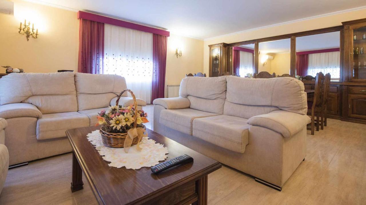 Villa Las Tres Hermanas Albarreal De Tajo By Toledo Ap Exteriör bild