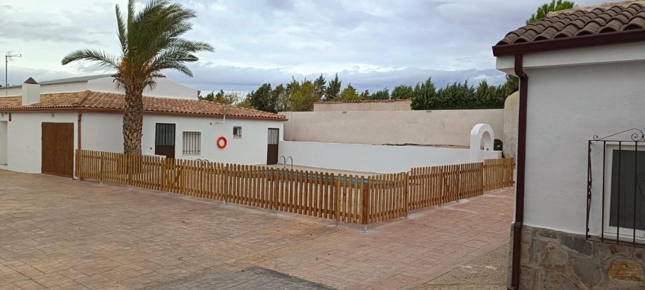 Villa Las Tres Hermanas Albarreal De Tajo By Toledo Ap Exteriör bild