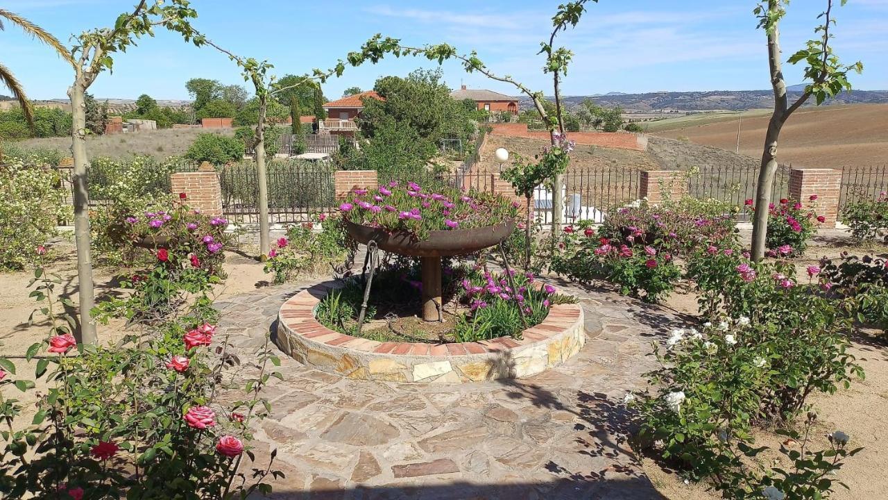Villa Las Tres Hermanas Albarreal De Tajo By Toledo Ap Exteriör bild